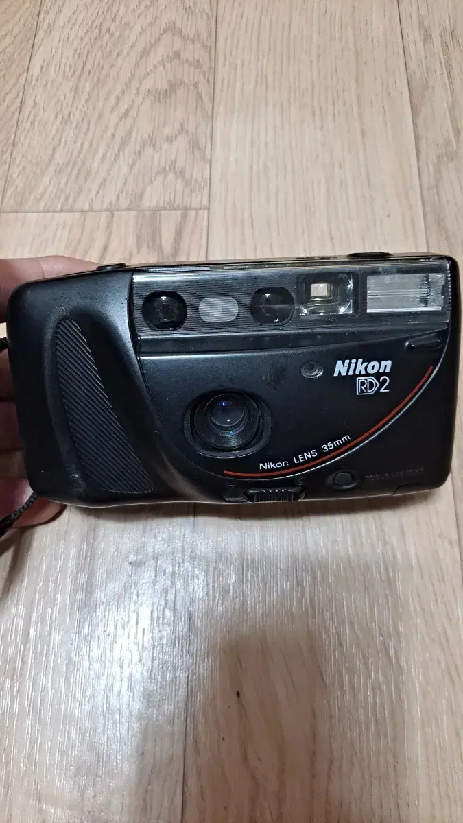 Nikon RD2 필름카메라 판매합니다.